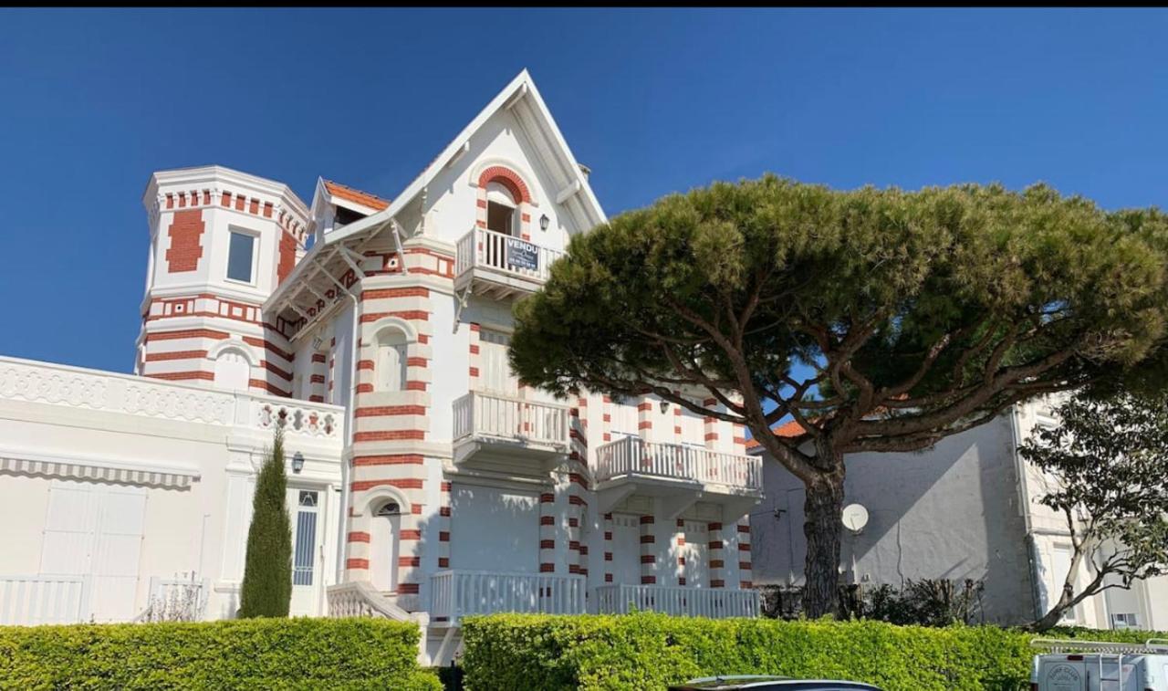 Chambre Sur La Falaise De Pontaillac Vaux-sur-Mer Exteriör bild